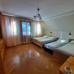 Dworek Nad Potokiem
