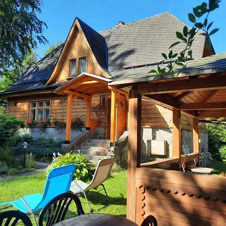 Dworek Nad Potokiem Casa vacanze *