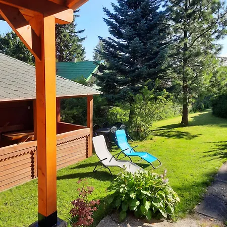 Vakantiehuis Dworek Nad Potokiem *